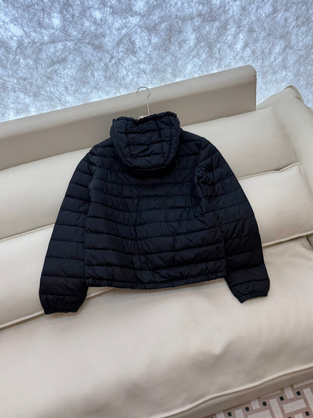 MONCLER 25S SHORT DOWN JACKET 405