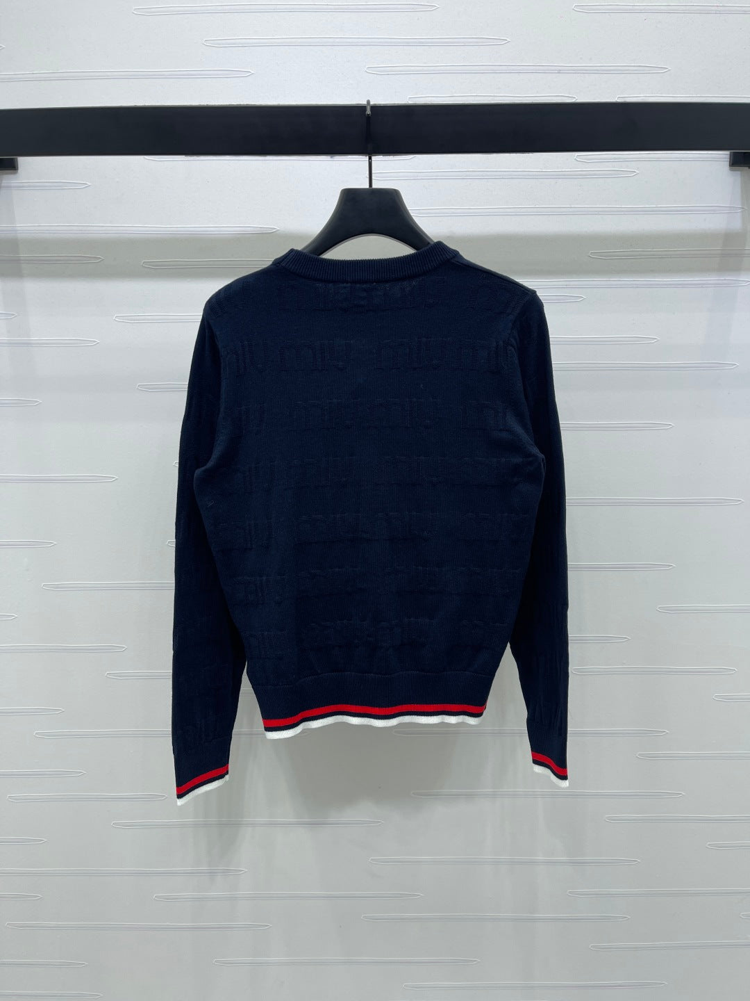 MIUMIU KNITTED SWEATER STYLE 467