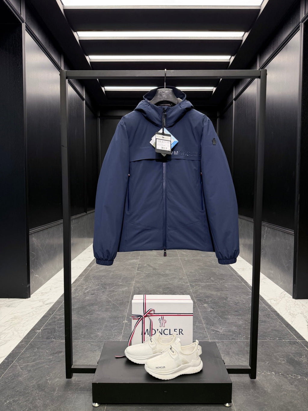 MONCLER 25S HOODED SKI JACKET 384