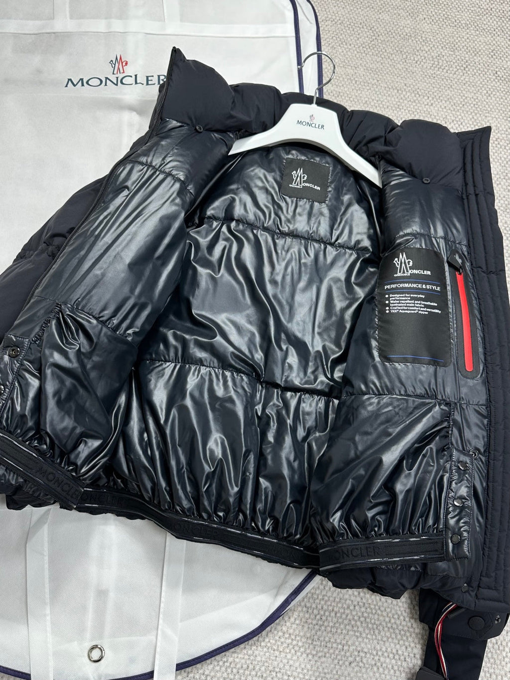 MONCLER 25S DOWN JACKET 400