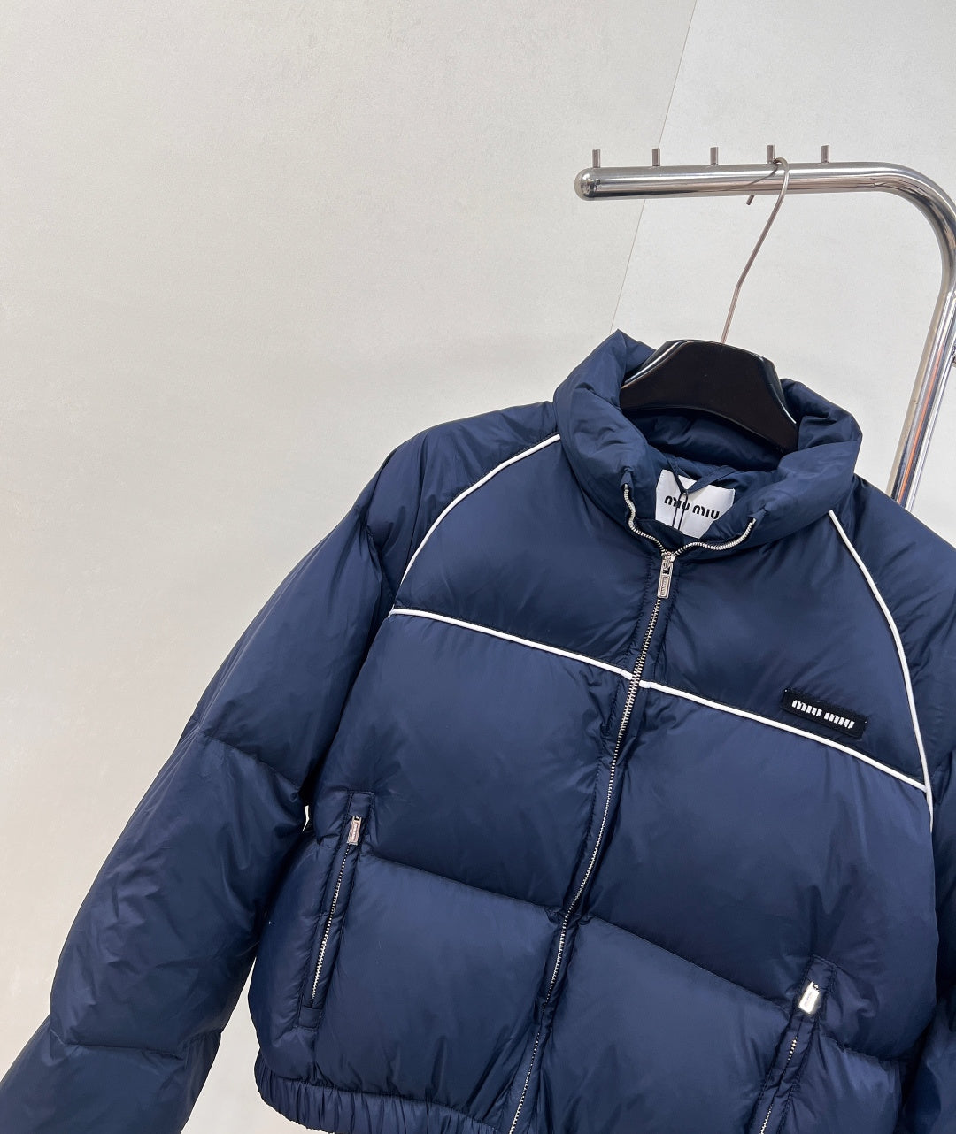 MIUMIU PUFFER JACKET STYLE 670