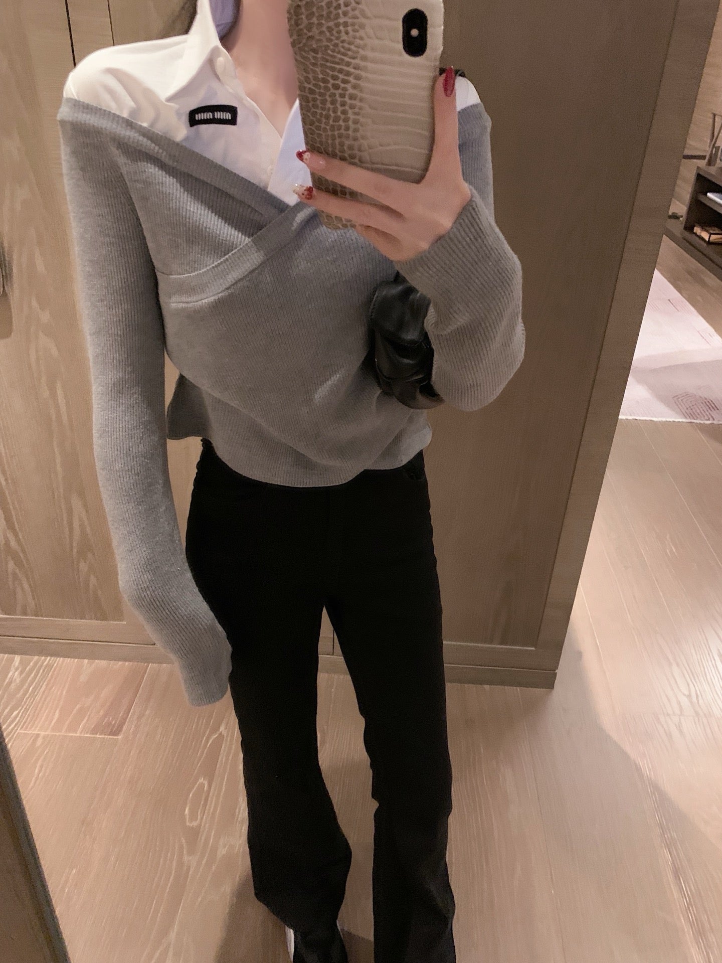 MIUMIU TWO-PIECE COLLARED KNIT SET STYLE 445