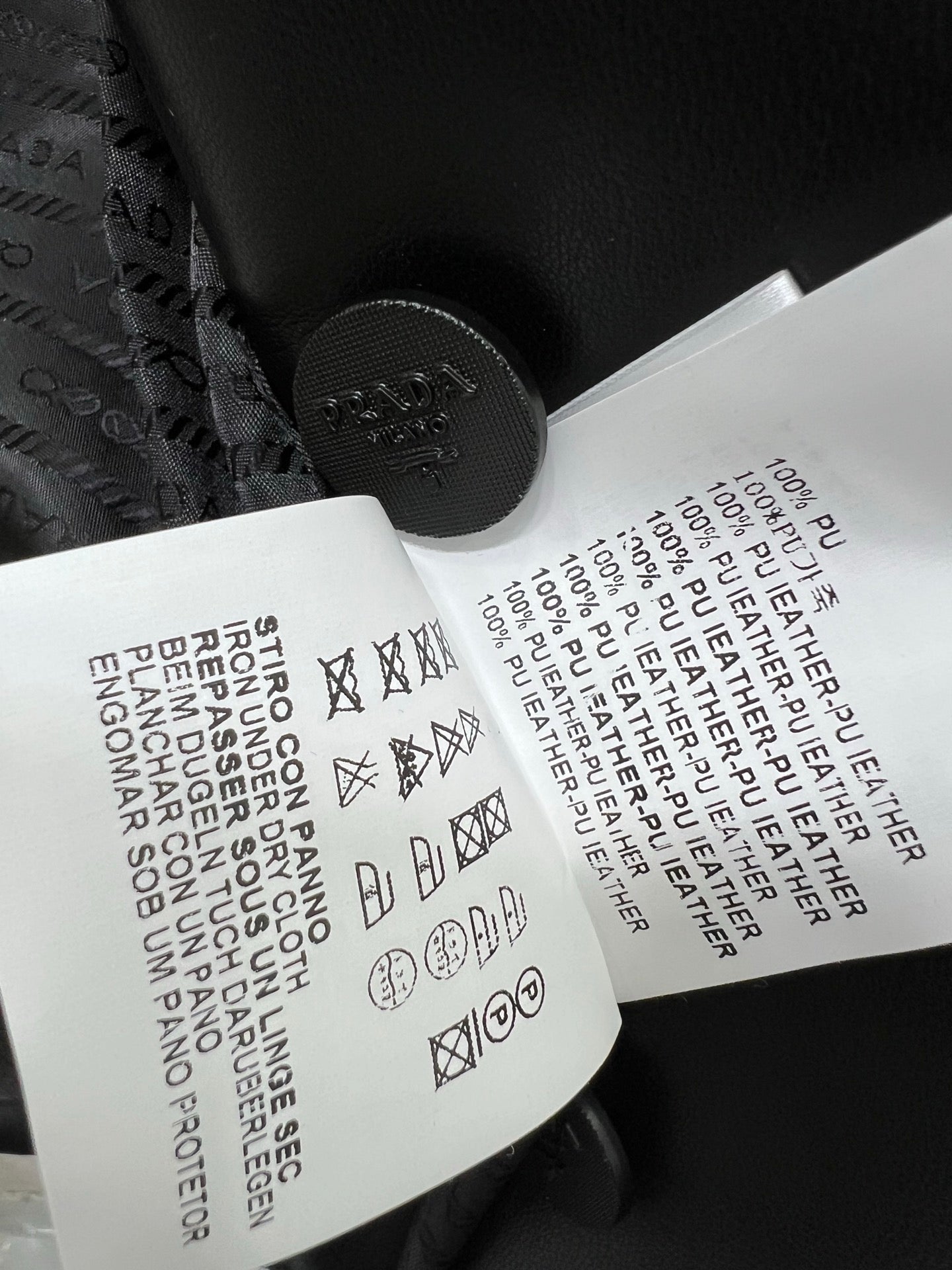PRADA 25S LEATHER JACKET 208