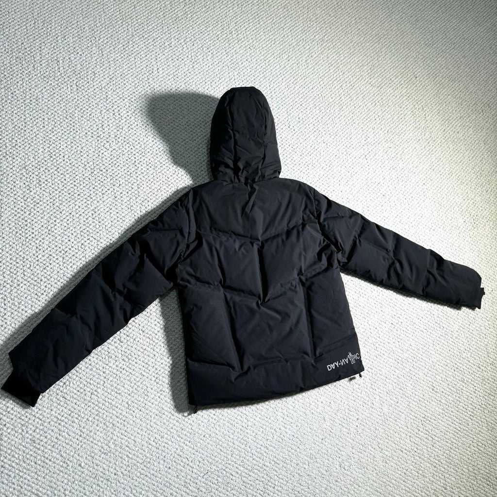 MONCLER 25S DOWN JACKET 424