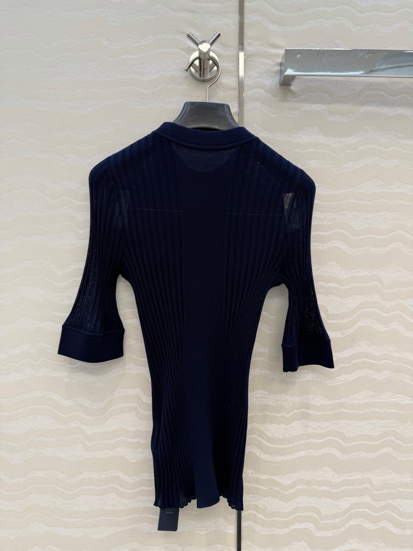MIUMIU SHORT-SLEEVE SWEATER STYLE 839