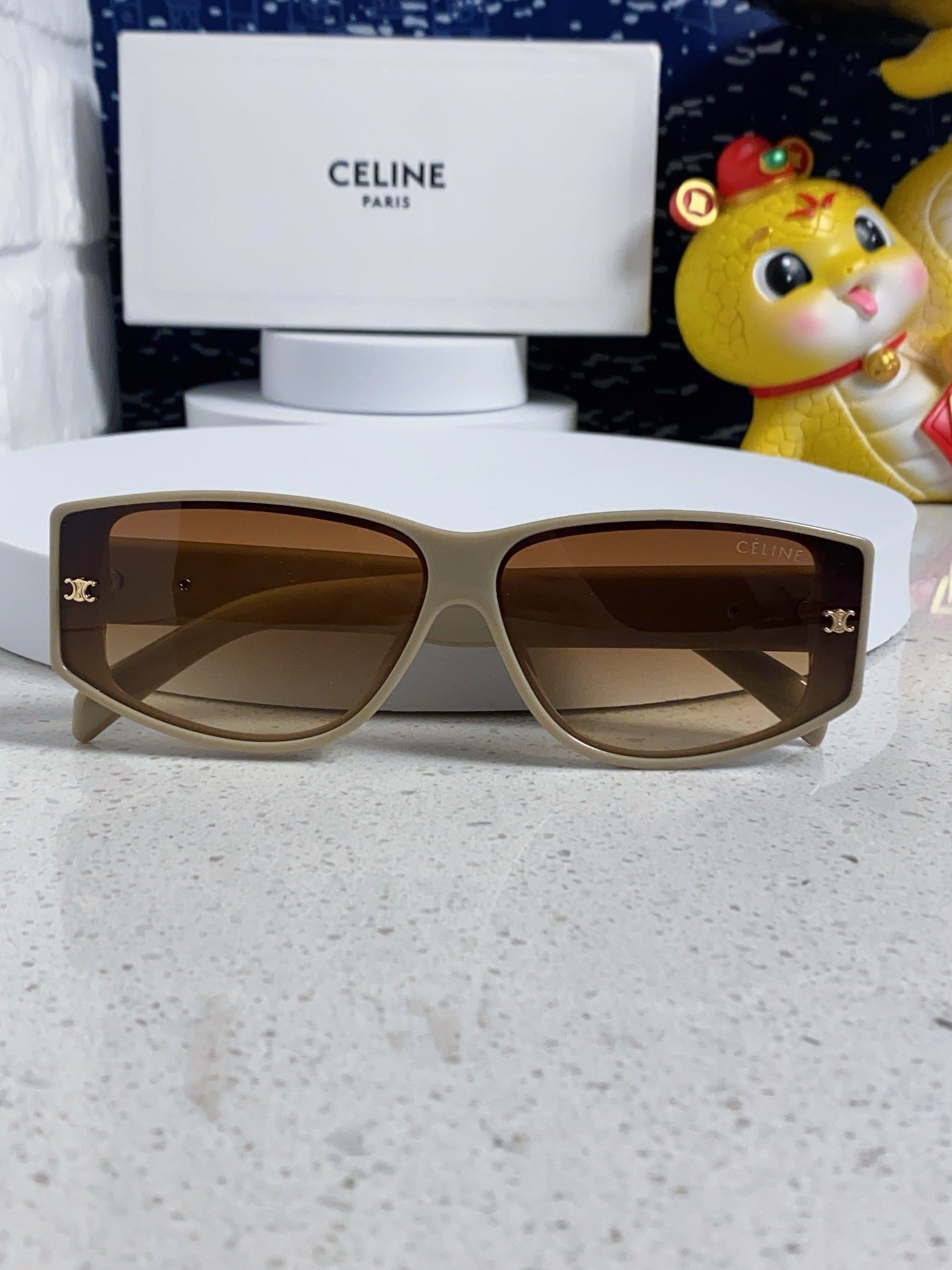 CELINE TRIOMPHE SUNGLASS 533218 IN IVORY ACETATE CAMEL LENSES