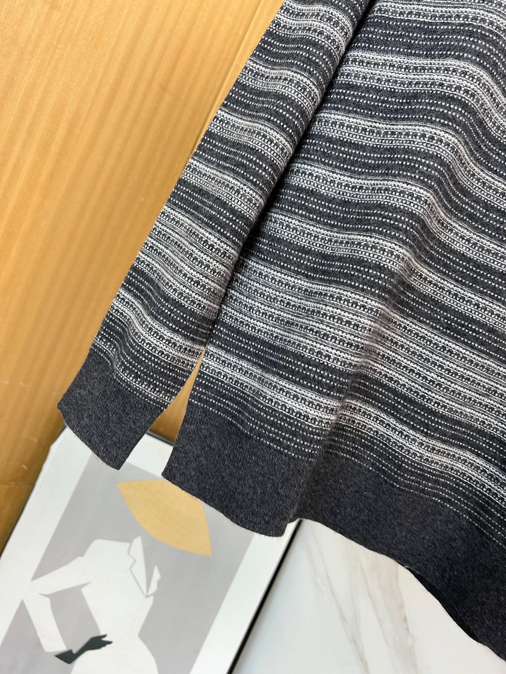 LP CREW NECK SWEATER STYLE 159