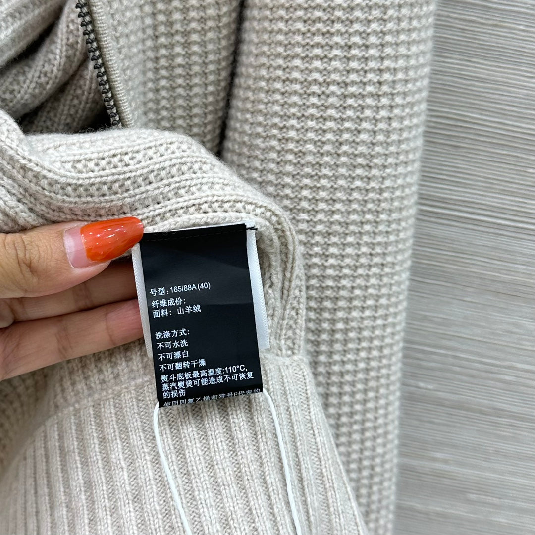 LP CARDIGAN STYLE 137