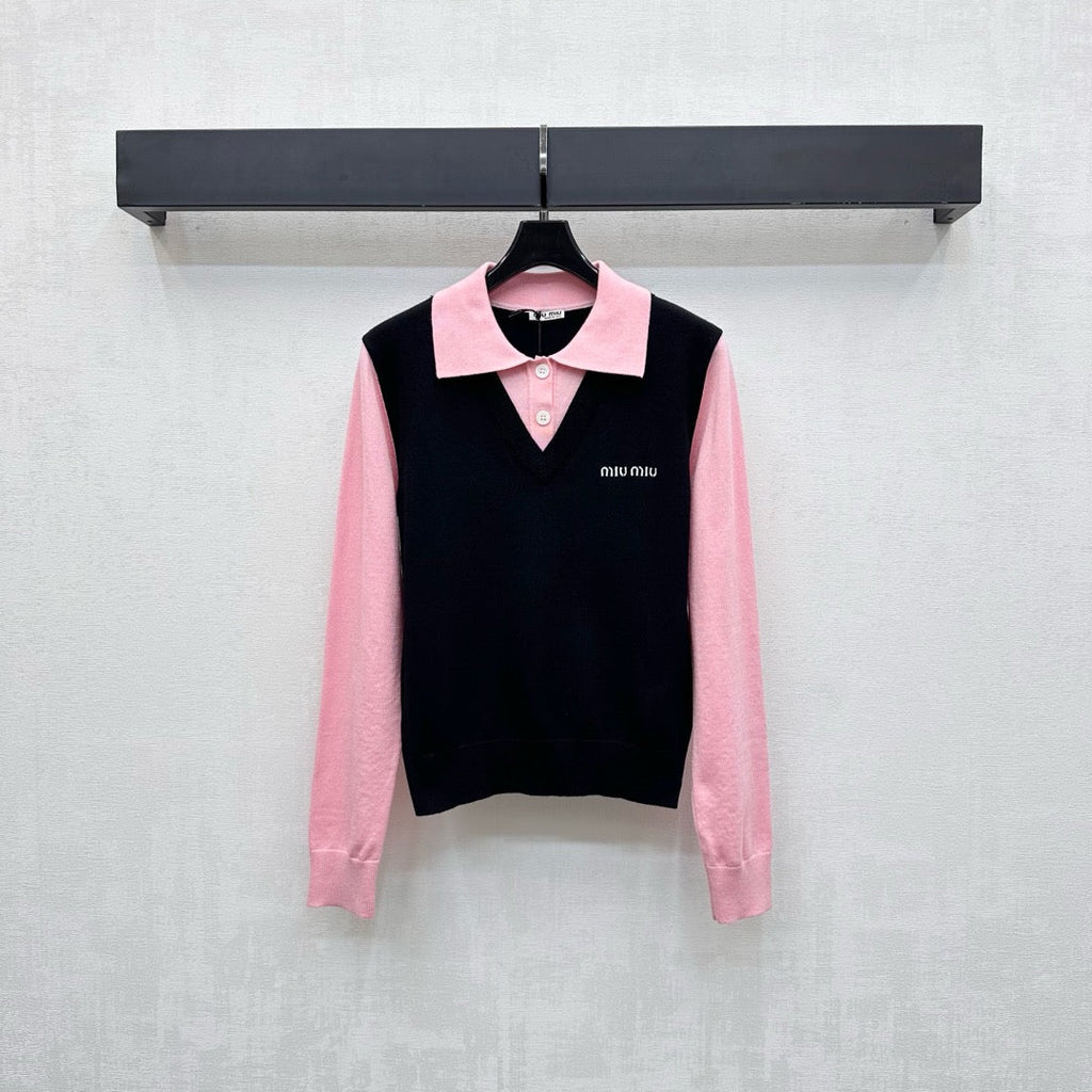 MIUMIU KNITTED SWEATER STYLE 437