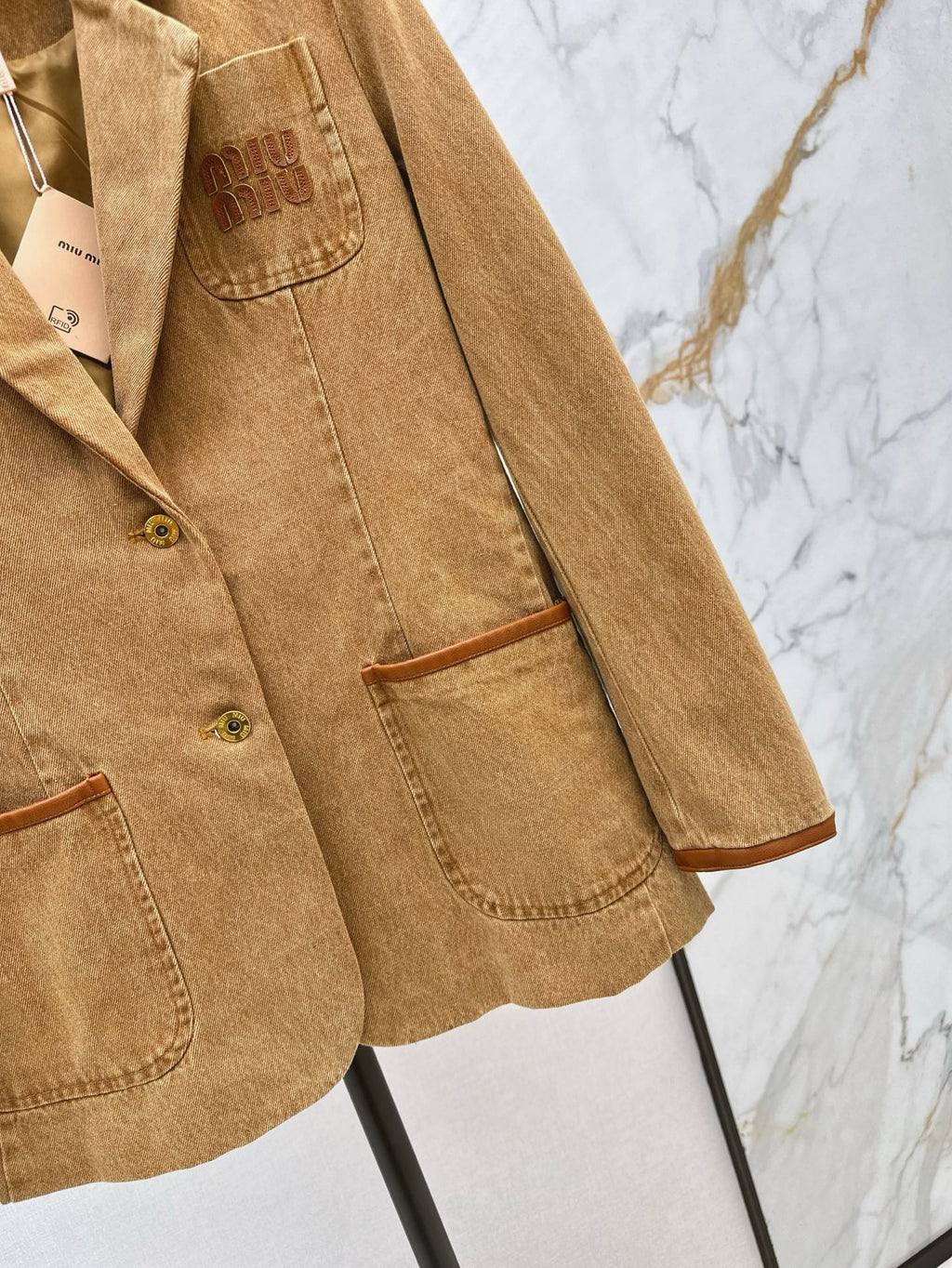 MIUMIU BLAZER STYLE 601